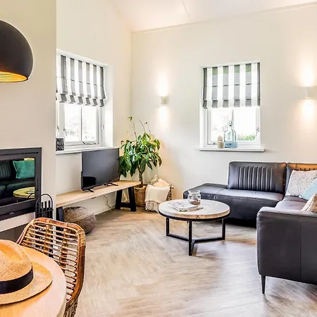 Ferienhaus 2 Bedroom Lovely In