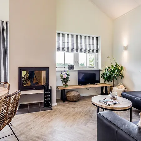 2 Bedroom Lovely In Ferienhaus *