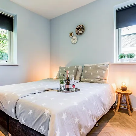 2 Bedroom Lovely In Ferienhaus